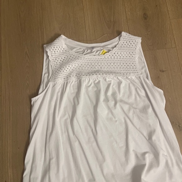 Time and Tru White Crochet Sleeveless Top | Women’s Plus 2X - Picture 6 of 15